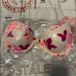 🌸NWT! PINK WEAR EVERYWHERE SUPER PUSH-UP